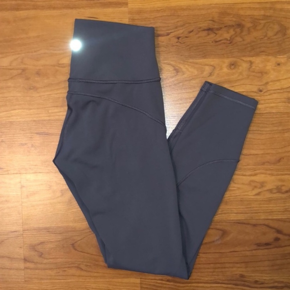 Lululemon in Movement Tight 25” everlux